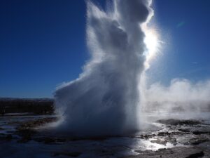 女子旅で楽しむ温泉街の食べ歩き宿はどこがオススメ？